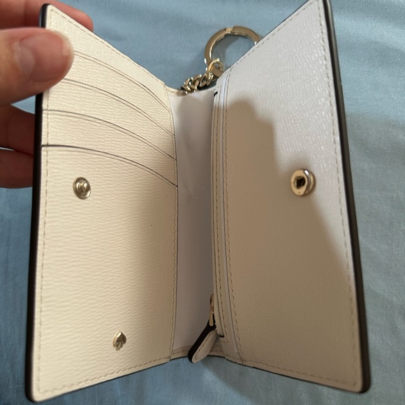 Kate Spade wallet. - Picture 6 of 6